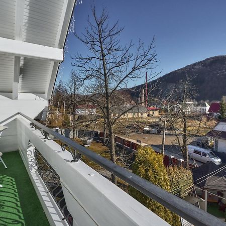 Hotel Velyka Vedmedytsya Yaremche Exterior photo