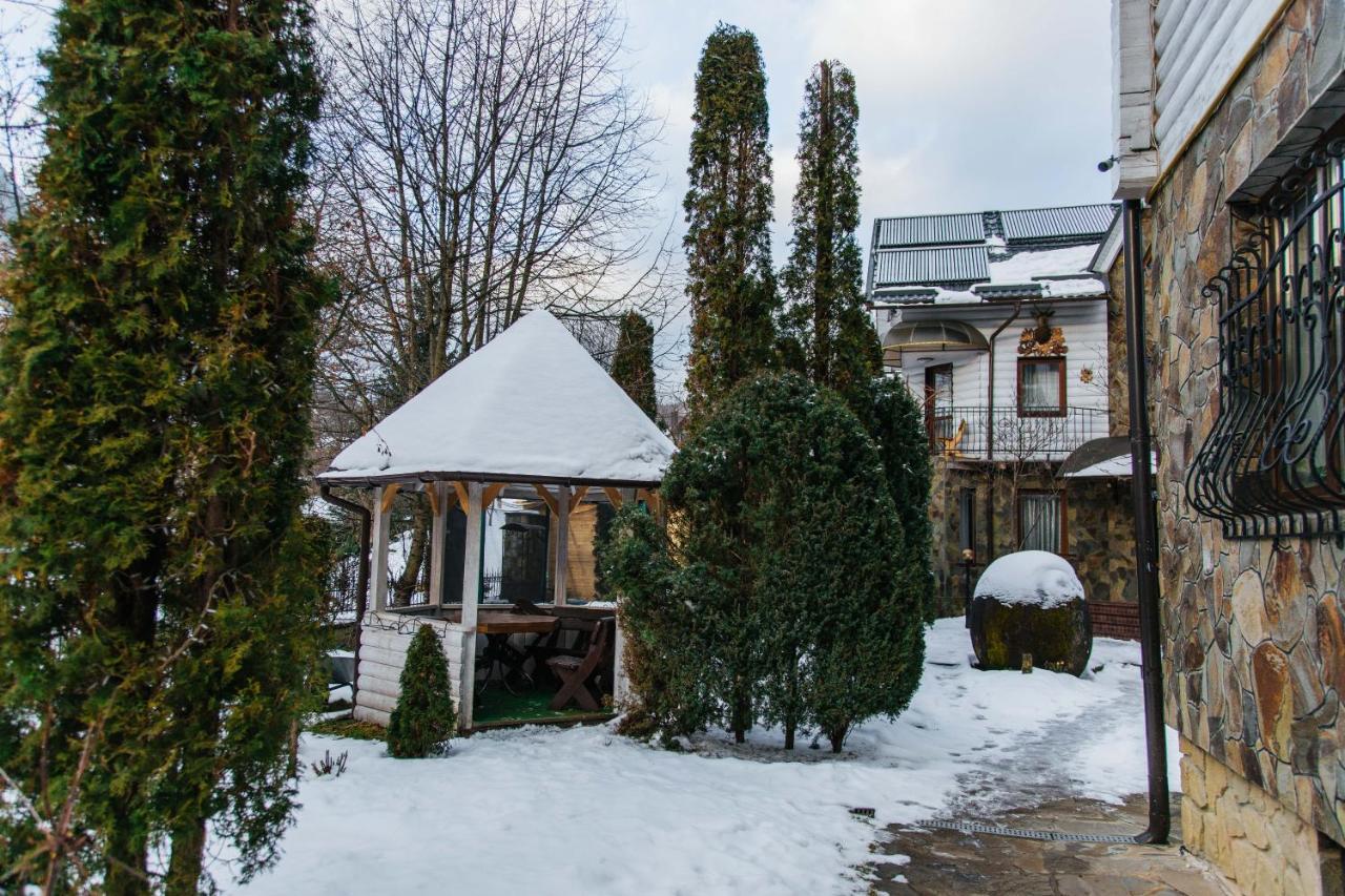 Hotel Velyka Vedmedytsya Yaremche Exterior photo